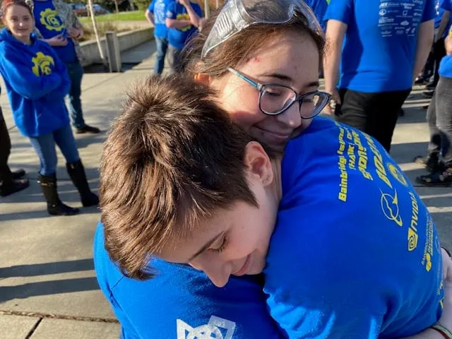 Spartronics Alumni and a former Team Captain Rose Brandrowski reunites with Violet Advani, current team captain, during the 2020 team photoshoot